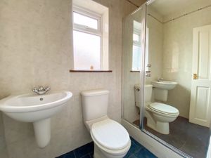 Photo 17- click for photo gallery